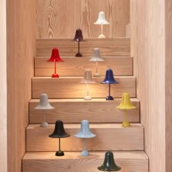 VERPAN Pantop Portable LED-Tischlampe Blau Matt -Beleuchtungs Geschäft 10004614 1