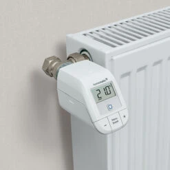 Homematic IP Bundle Heizen 2x Thermostat 2x Sensor -Beleuchtungs Geschäft 10010982 2