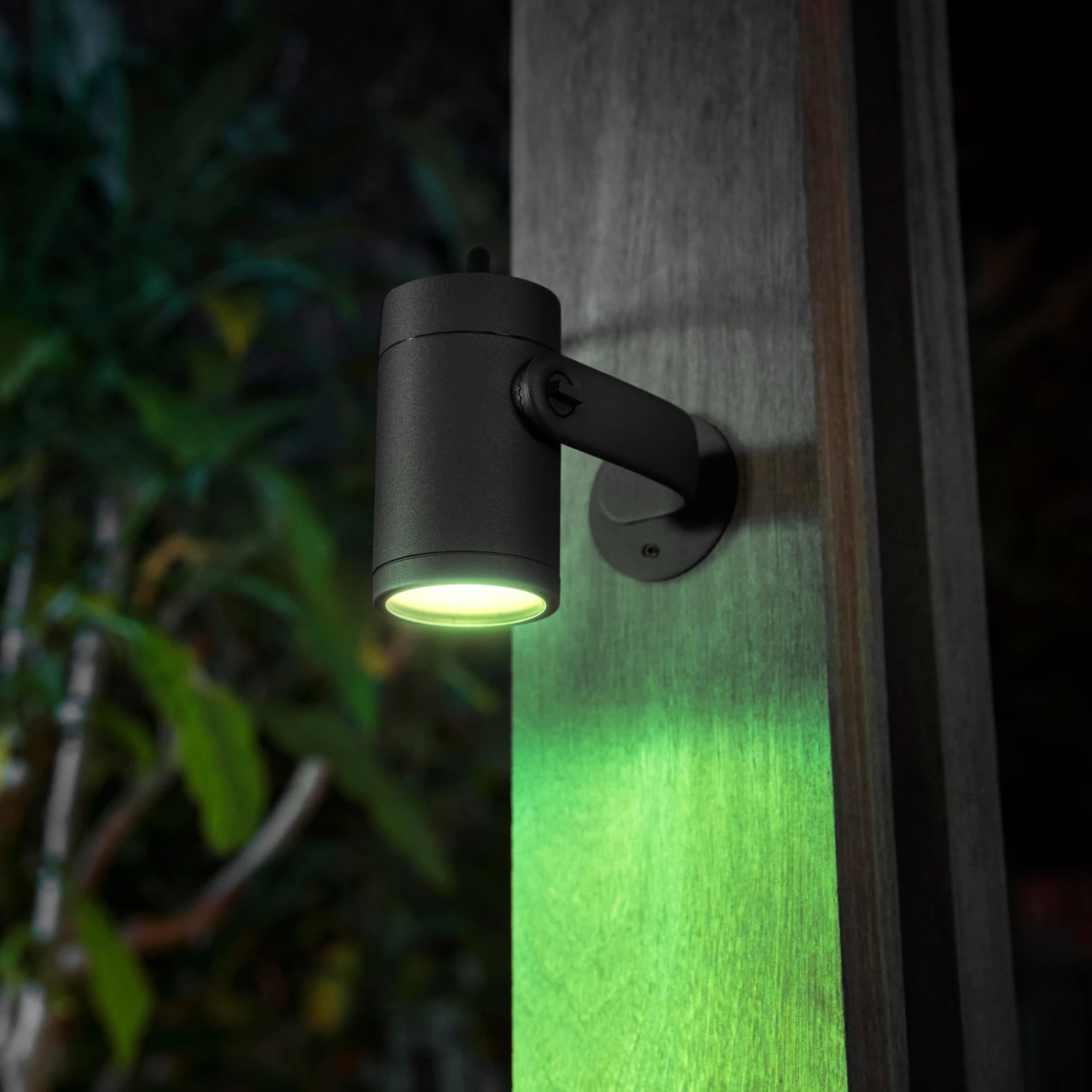 Philips Hue Lily Outdoor Bundle 3er-Spot + Bridge 8 Philips Hue Lily Outdoor Bundle 3er-Spot + Bridge – Bild 6