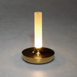 Konstsmide LED-Tischleuchte Biarritz, IP54, Akku, CCT, Gold -Beleuchtungs Geschäft 10013294 3