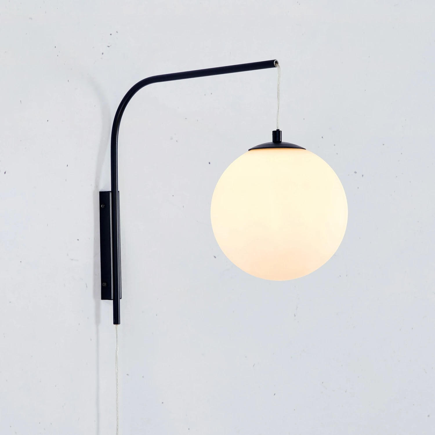 Markslöjd Wandleuchte Dione Mit Stecker, Schwarz/weiß 5 Markslöjd Wandleuchte Dione Mit Stecker, Schwarz/weiß – Bild 3