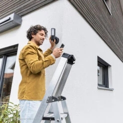 ABUS Smart WLAN Außen-Lichtkamera IP66 Schwarz -Beleuchtungs Geschäft 10022228 1