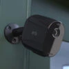 Arlo Essential Sicherheitskamera, Außen, Schwarz 2 Arlo Essential Sicherheitskamera, Außen, Schwarz -Beleuchtungs Geschäft 1080014