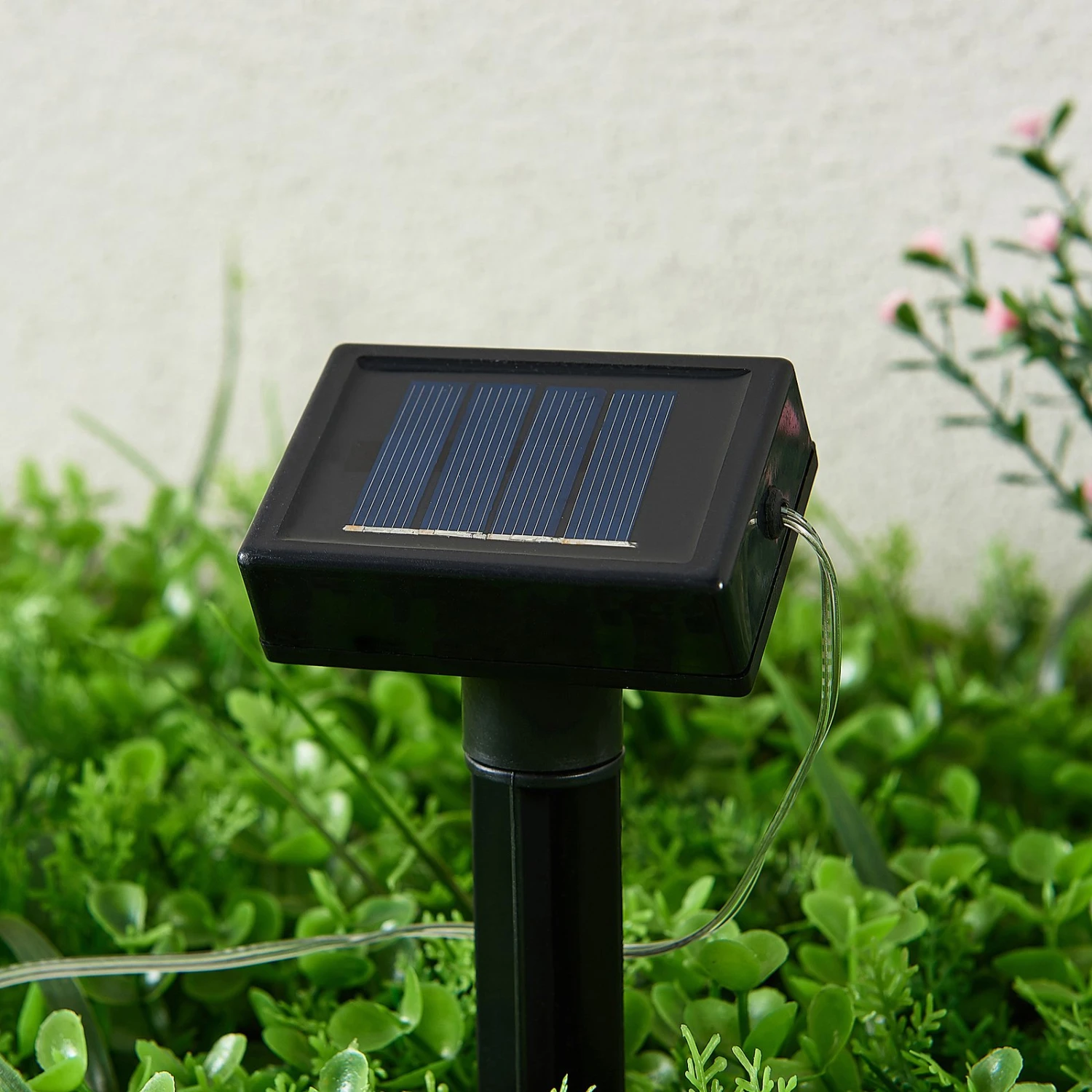 Lindby Lampini LED-Solar-Lichterkette 7 Lindby Lampini LED-Solar-Lichterkette – Bild 5