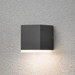 Konstsmide LED-Außenwandleuchte Monza Quadratisch 1fl. 8 Konstsmide LED-Außenwandleuchte Monza Quadratisch 1fl. -Beleuchtungs Geschäft 5522540 2