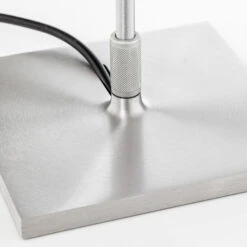 Luceplan Costanzina Tischleuchte Alu, Rosa -Beleuchtungs Geschäft 6030344 6