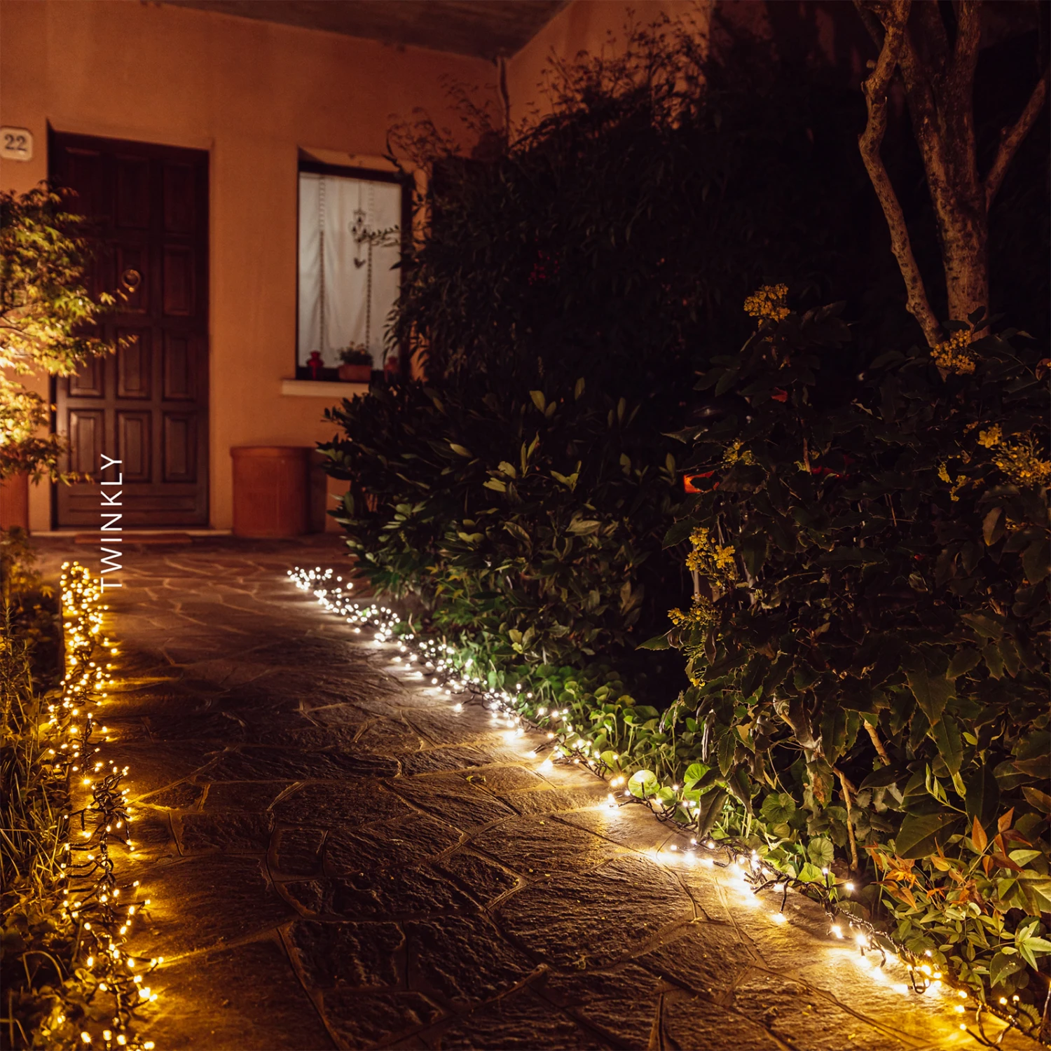 Cluster-Kette Twinkly CCT, Schwarz, 400-flammig 6m 8 Cluster-Kette Twinkly CCT, Schwarz, 400-flammig 6m – Bild 6