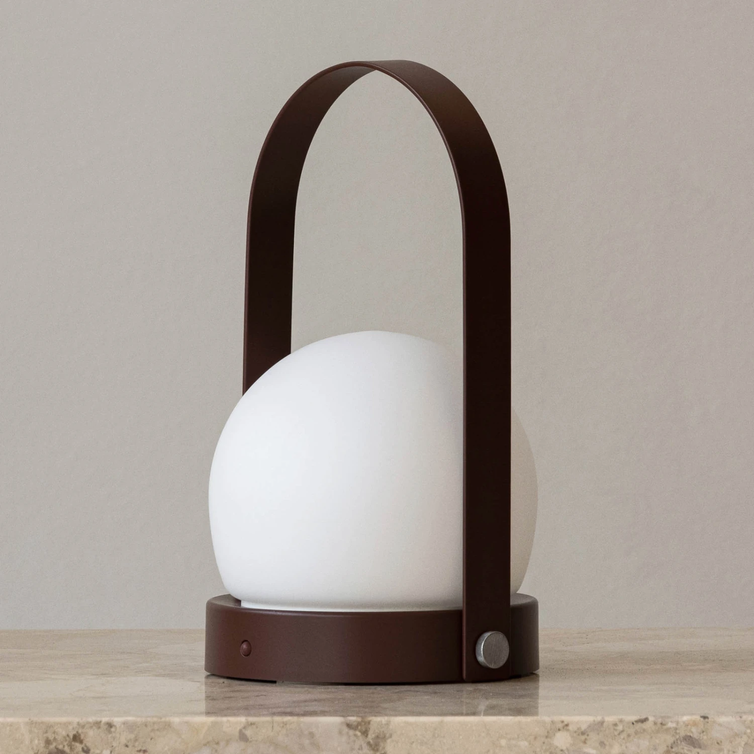 Audo Carrie LED-Dekoleuchte Mit Akku IP44, Schwarz 4 Audo Carrie LED-Dekoleuchte Mit Akku IP44, Schwarz – Bild 2