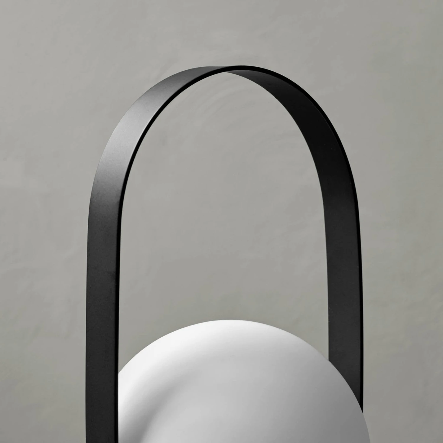 Audo Carrie LED-Dekoleuchte Mit Akku IP44, Schwarz 6 Audo Carrie LED-Dekoleuchte Mit Akku IP44, Schwarz – Bild 4