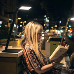 Nimbus Roxxane Leggera LED-Tischlampe, Schwarz -Beleuchtungs Geschäft 7018038 1