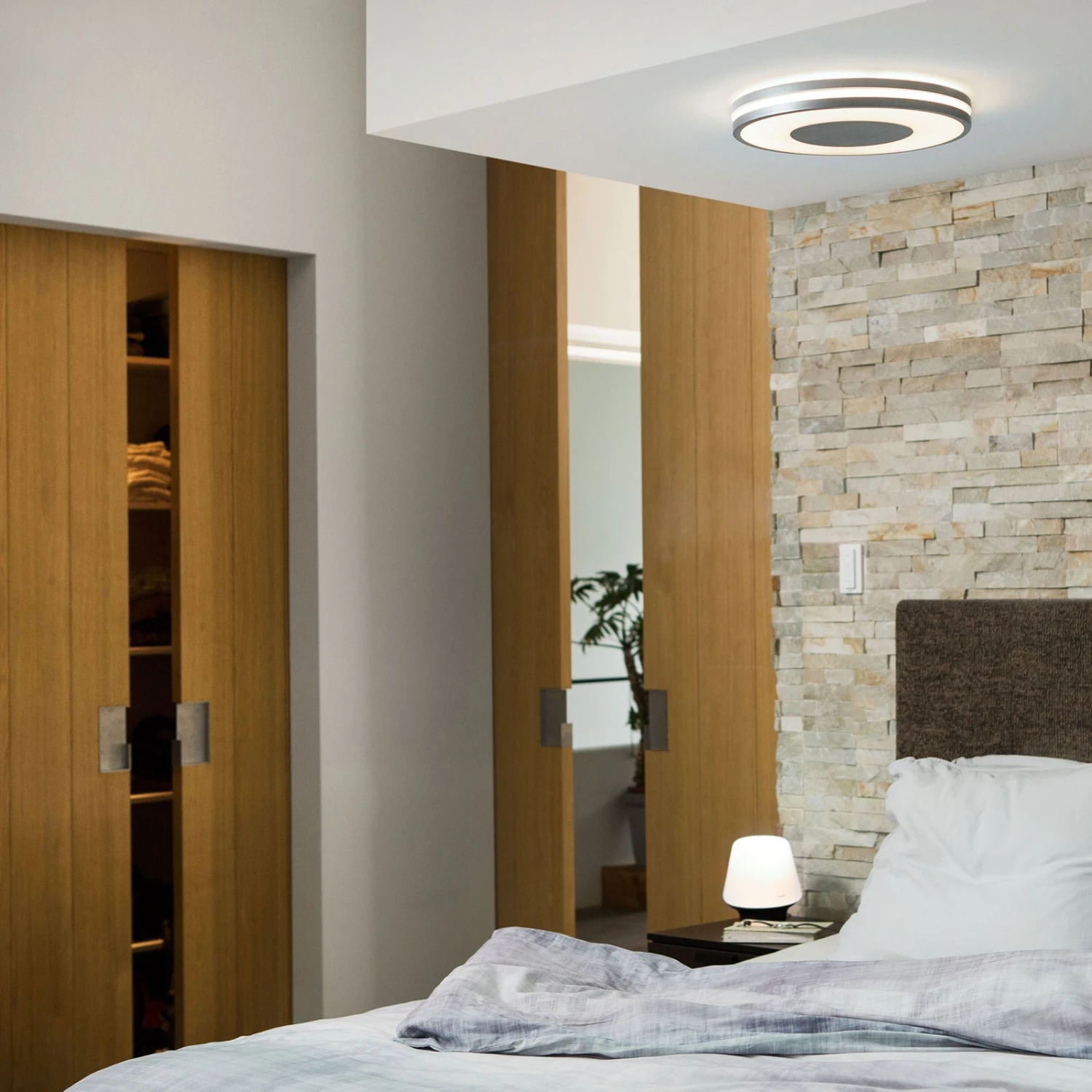 Philips Hue White Ambiance Being Deckenlampe Alu 6 Philips Hue White Ambiance Being Deckenlampe Alu – Bild 4