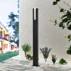 Lucande Virgalia LED-Wegeleuchte, 100 Cm 13 Lucande Virgalia LED-Wegeleuchte, 100 Cm -Beleuchtungs Geschäft 9619220 2