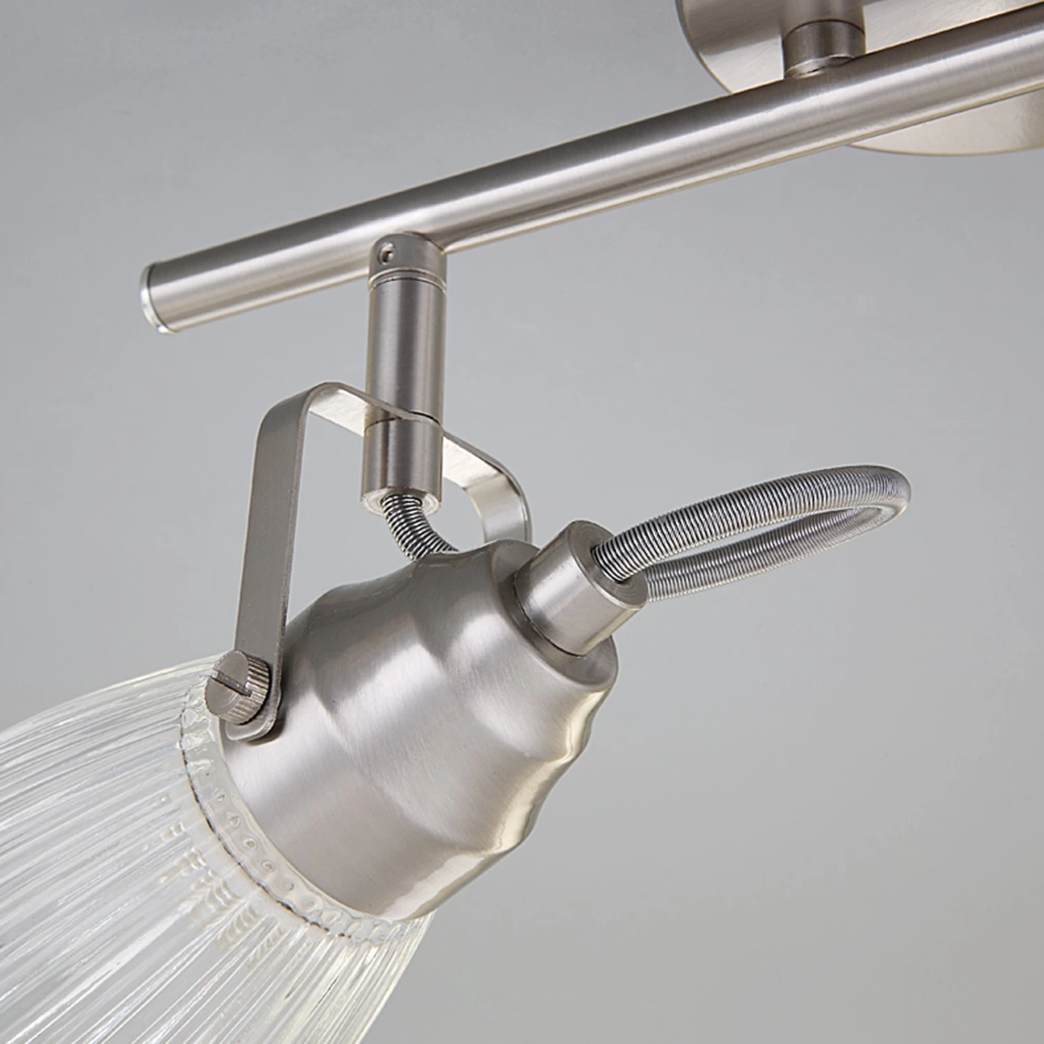 Bad-Wandleuchte Kara Mit 2-flg., IP44 9 Bad-Wandleuchte Kara Mit 2-flg., IP44 – Bild 7