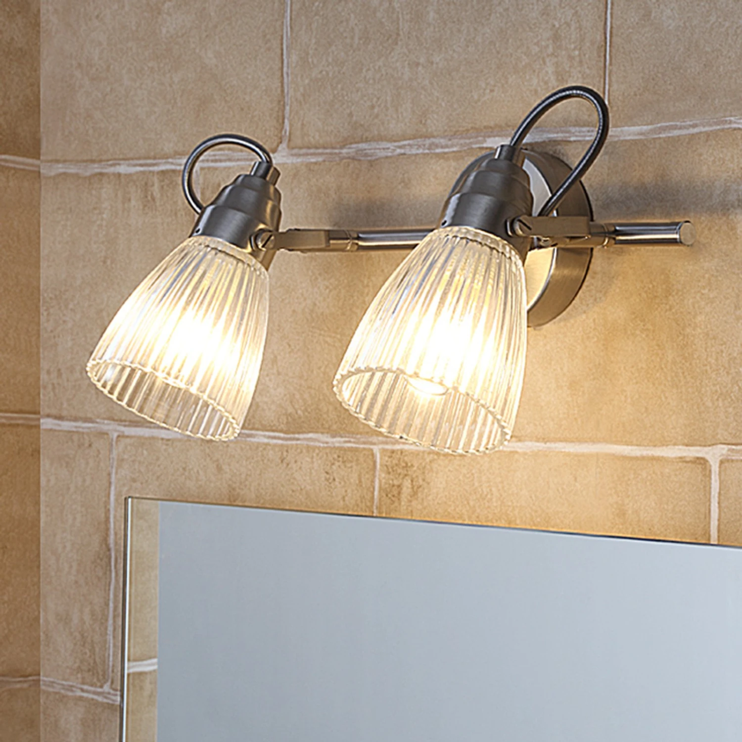 Bad-Wandleuchte Kara Mit 2-flg., IP44 3 Bad-Wandleuchte Kara Mit 2-flg., IP44