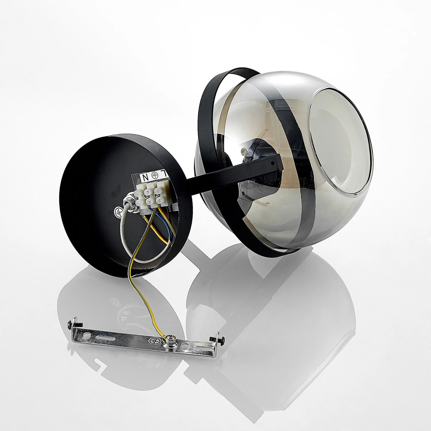 Lindby Marinka Wandleuchte, Kugel Rauchglas 11 Lindby Marinka Wandleuchte, Kugel Rauchglas – Bild 9