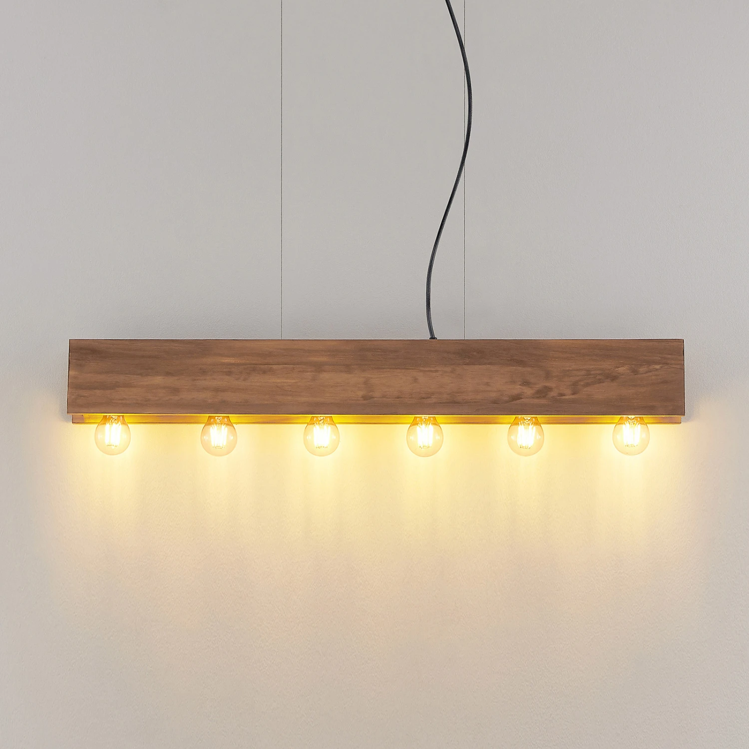 Lindby Malwin Holz-Pendelleuchte, Lang, 6-fl., E27 7 Lindby Malwin Holz-Pendelleuchte, Lang, 6-fl., E27 – Bild 5