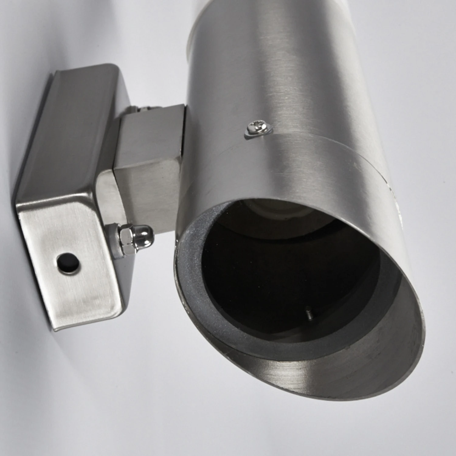 Frederik - Außenwandleuchte Aus Edelstahl 10 Frederik - Außenwandleuchte Aus Edelstahl – Bild 8