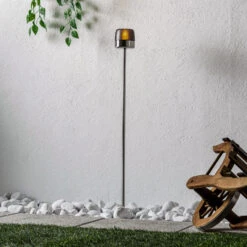 Lindby Manjala LED-Solarlampe Mit Erdspieß