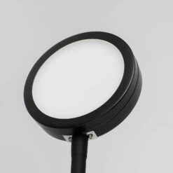 Lindby Toulin LED-Steckerleuchte, Flexarm, Schwarz -Beleuchtungs Geschäft 9951103 3