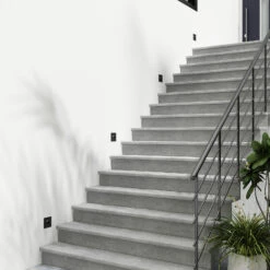 Arcchio Lasca Wandeinbauleuchte, Schwarz, G9, IP65 13 Arcchio Lasca Wandeinbauleuchte, Schwarz, G9, IP65 -Beleuchtungs Geschäft 9966189 2